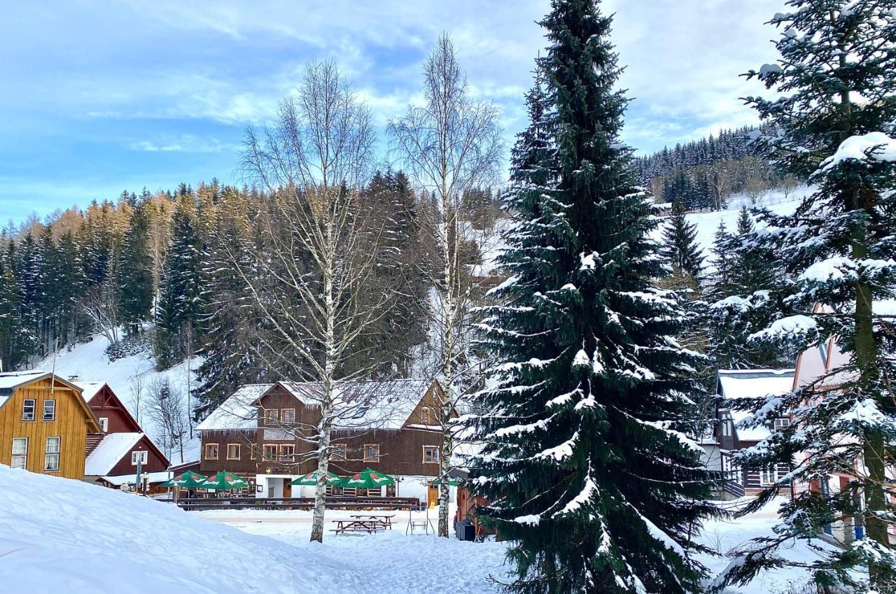 Hotel Hvezda Pec pod Snezkou Εξωτερικό φωτογραφία