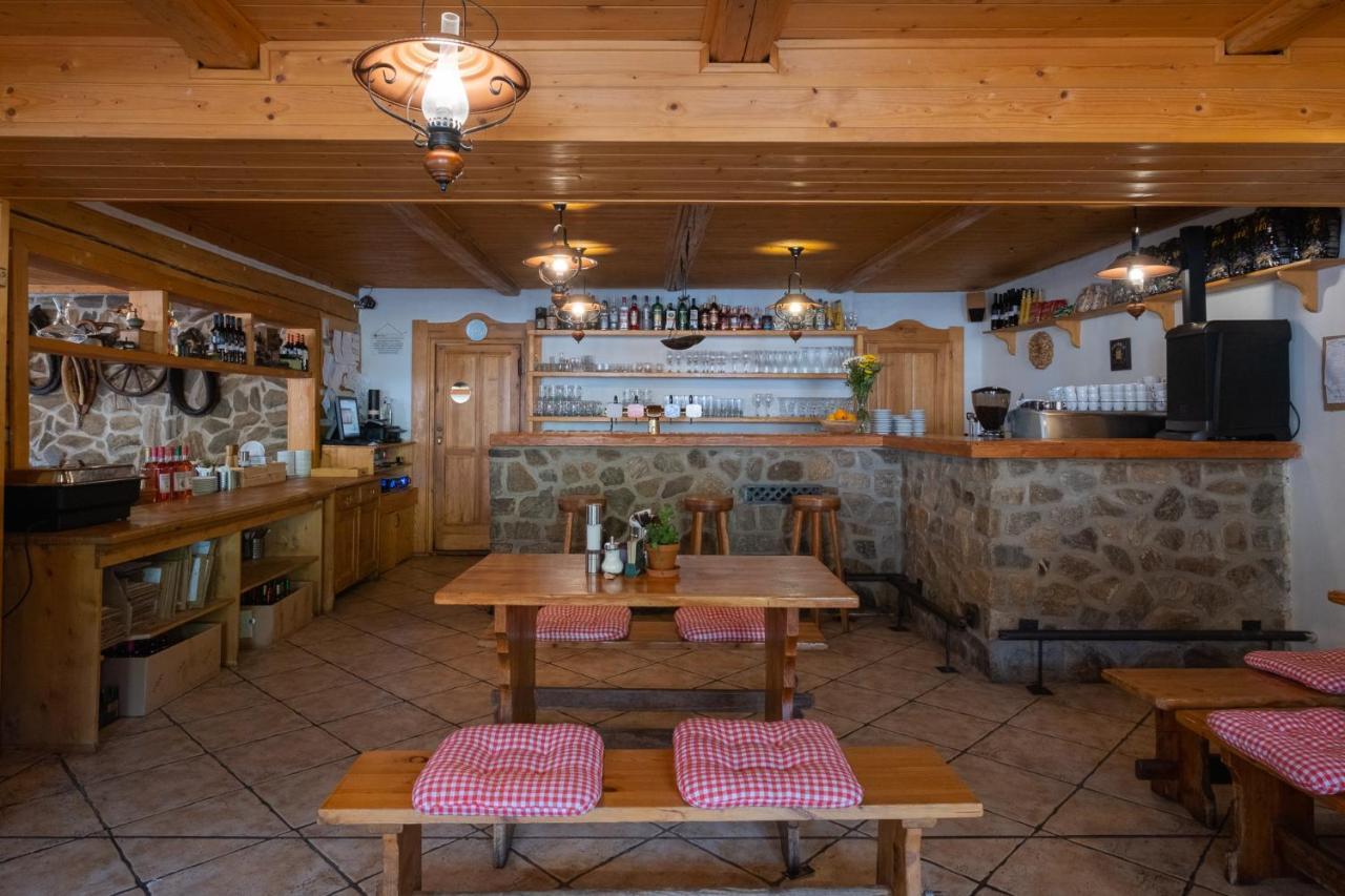 Hotel Hvezda Pec pod Snezkou Εξωτερικό φωτογραφία