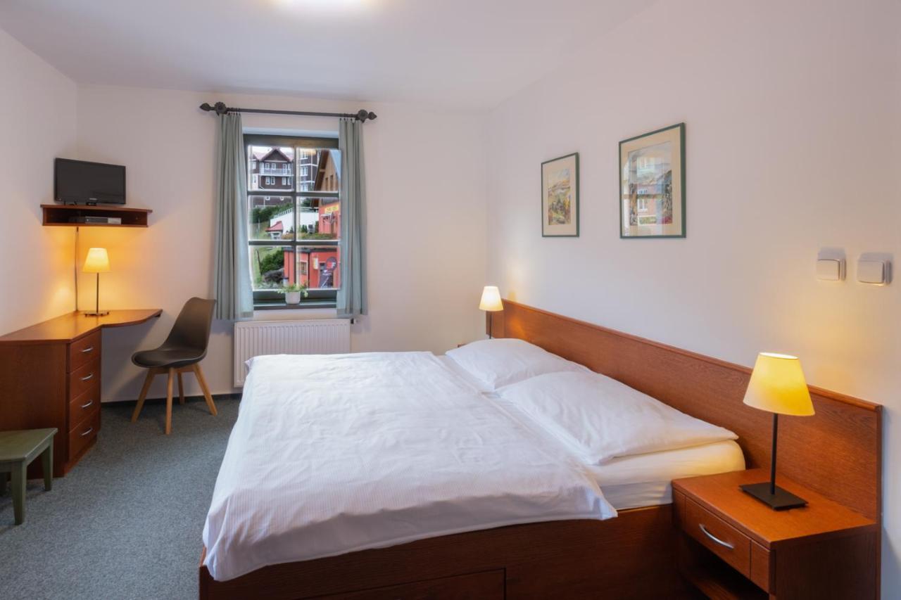 Hotel Hvezda Pec pod Snezkou Εξωτερικό φωτογραφία