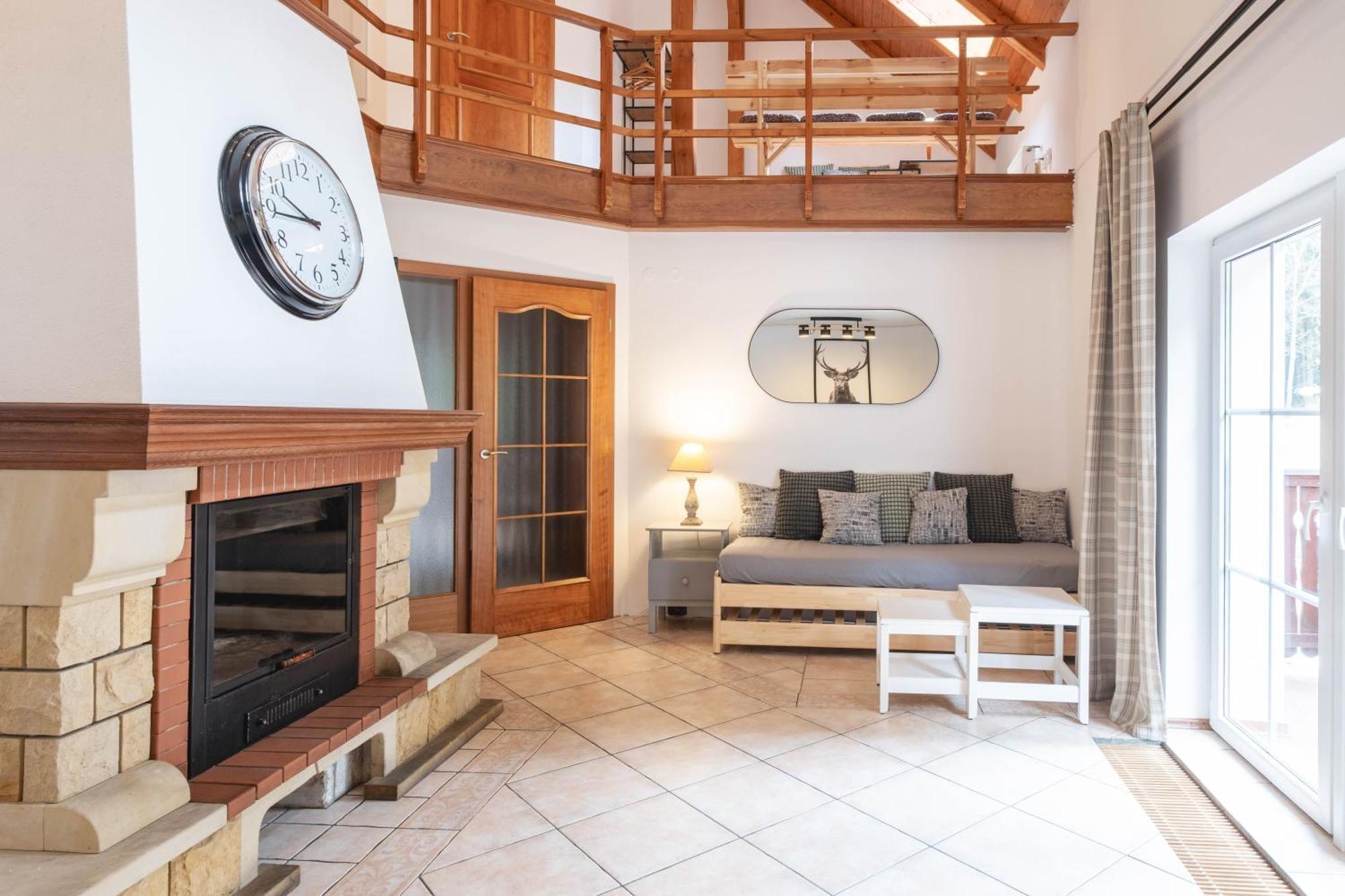 Hotel Hvezda Pec pod Snezkou Εξωτερικό φωτογραφία